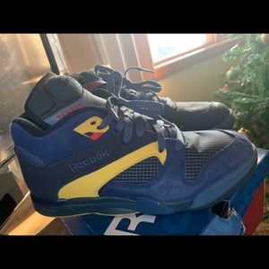 Reebok Court Victory Pump